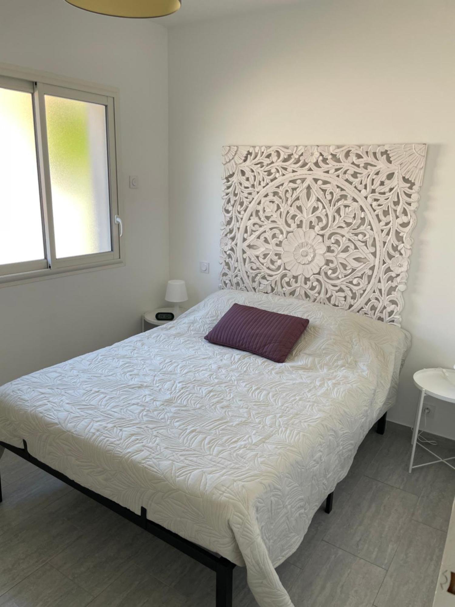 Appartement T2 Avec Terrasse Et Cour Cavaillon Esterno foto